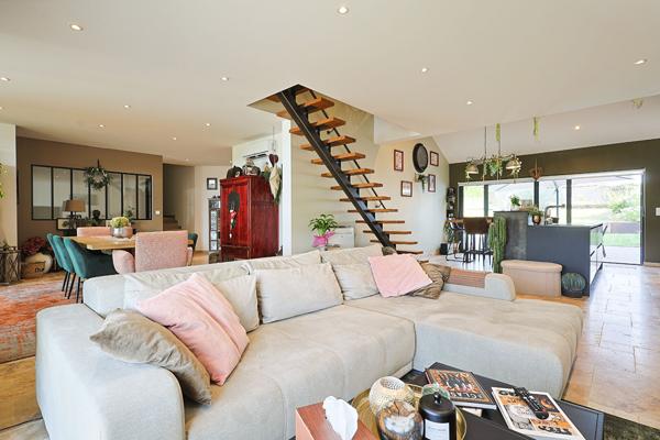 Maison 7 pièces 225 m2