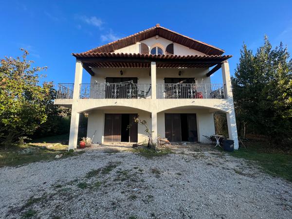 Maison Levens 6 pièce(s) 165.40 m2