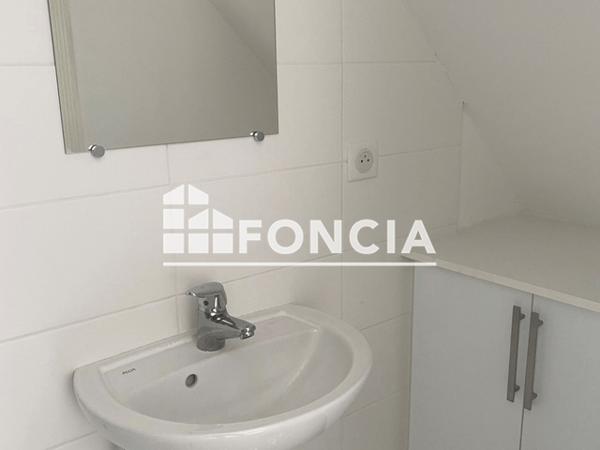 Location Studio meublé 10.1 m² - 19 RUE MARC POURPRE Lorient 56100