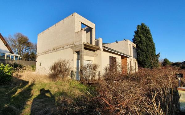 Maison à vendre    2 pièces •  Creutzwald