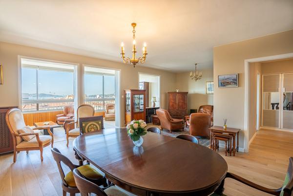 Appartement Toulon 6 pièce(s) 153 m2 vue mer