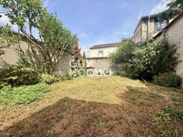Appartement 2 pièces avec jardin, terrasse et dépendances – Gare de Reims