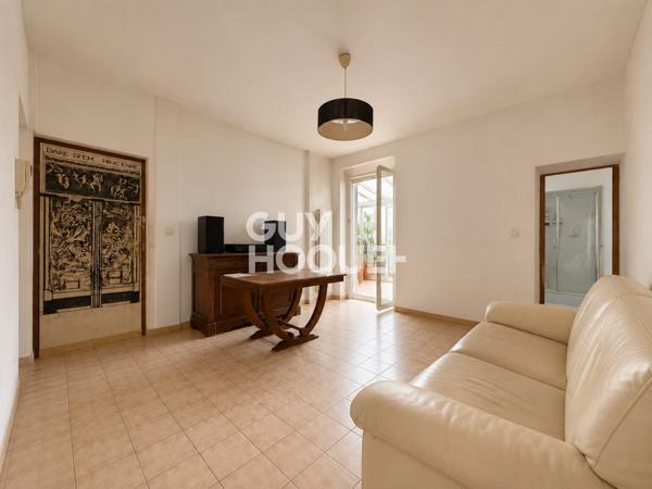 Appartement 2 pièces avec jardin, terrasse et dépendances – Gare de Reims
