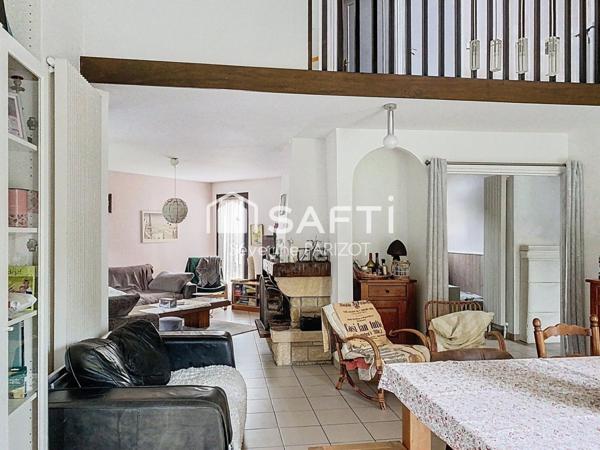 Maison familiale - 4 chambres - Garage - Proche RER