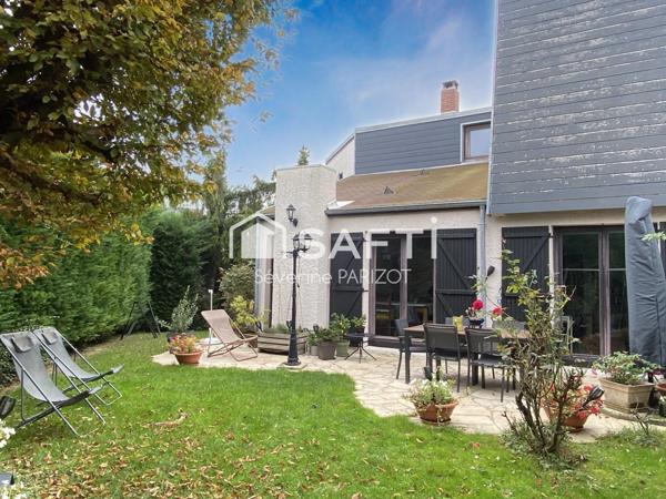 Maison familiale - 4 chambres - Garage - Proche RER