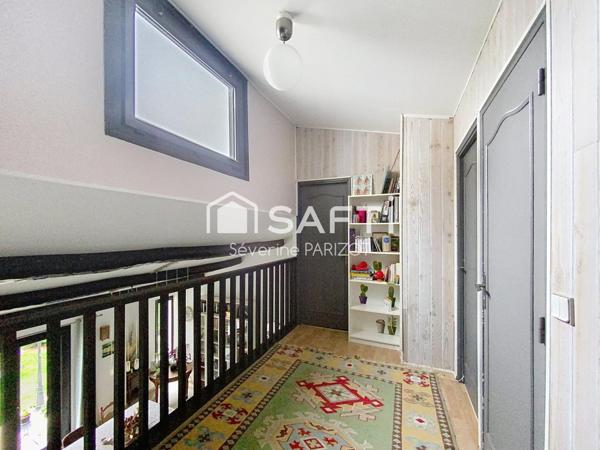 Maison familiale - 4 chambres - Garage - Proche RER