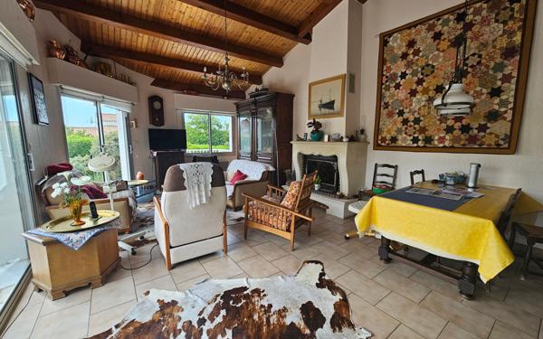 Maison à vendre    7 pièces •  Royan