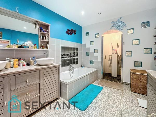 Maison entiérement rénovée plain pied de 180 m2 centre Caudebec