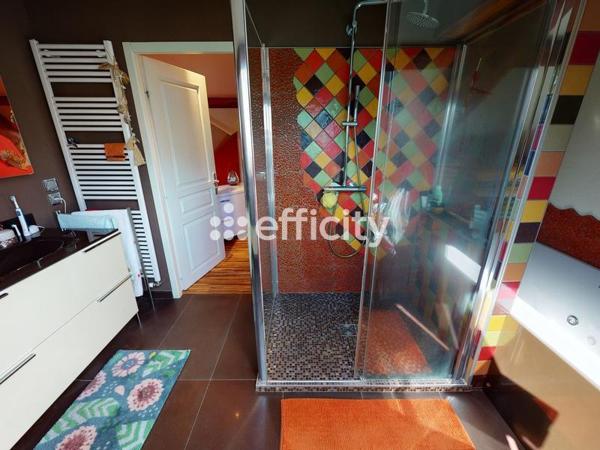 Maison 9 pièces - 160 m² Exclusivité efficity