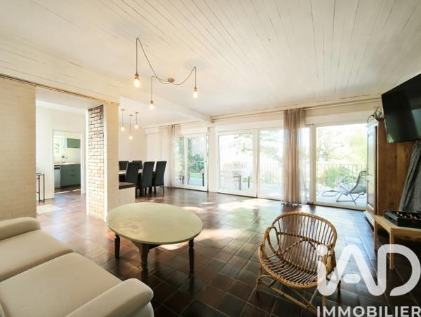 Maison à vendre 10 pièces 230 m² Aiglemont