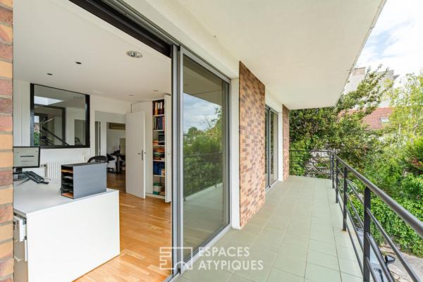 Bureaux transformables en maison-loft d’habitation avec toit-terrasse