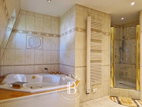 Saint-Gratien, Maison 5 Chambres -  251 m² à vendre
