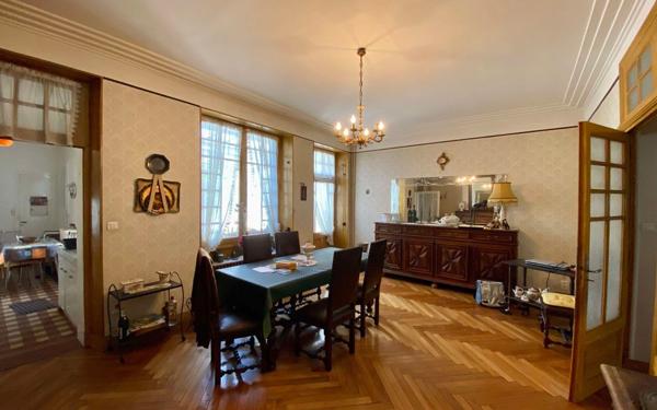 Maison à vendre    7 pièces • 225 m2 Castres