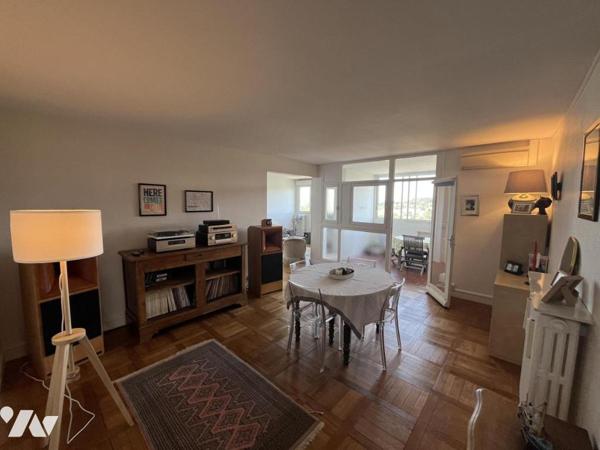 BEL APPARTEMENT T5 BAGNOLS SUR CEZE