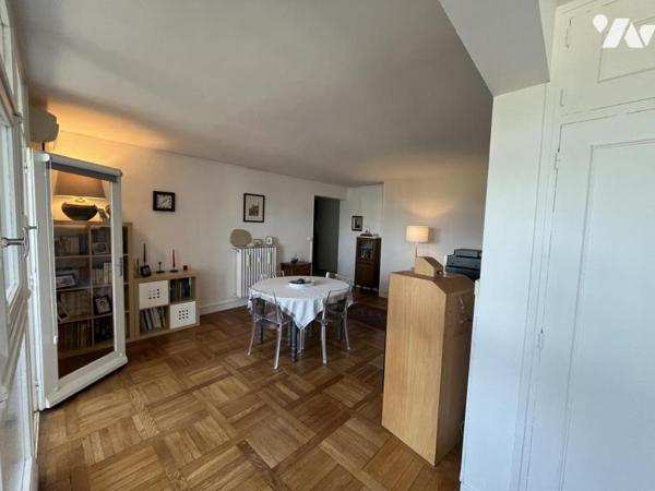 BEL APPARTEMENT T5 BAGNOLS SUR CEZE