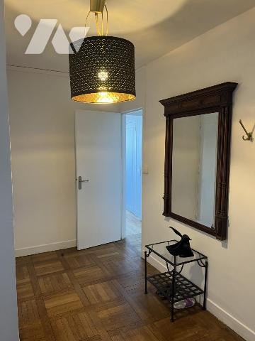 BEL APPARTEMENT T5 BAGNOLS SUR CEZE