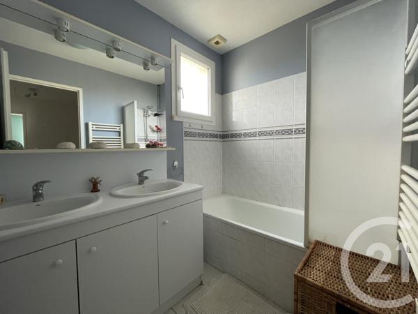 Maison à vendre  4 pièces - 95,29 m2 ST PIERRE D OLERON - 17