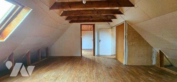 Maison de ville avec 4 chambre (possibilité 6) -  garage et jardin