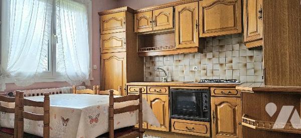 Maison de ville avec 4 chambre (possibilité 6) -  garage et jardin