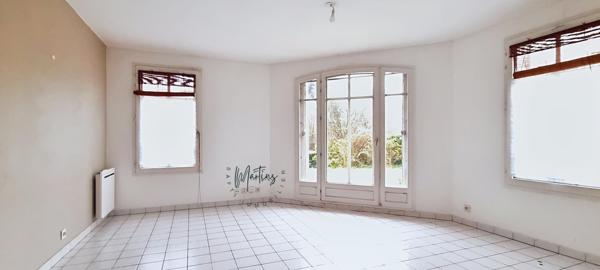 Un cadre de vie privilégié au pied du RER B Lozère – Appartement de type T3 rez-de-jardin avec grand extérieur
