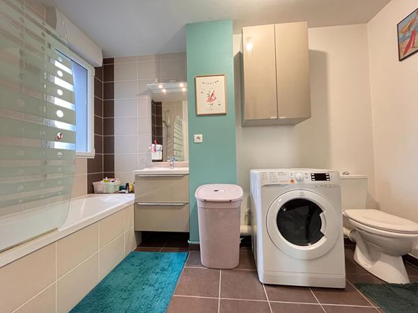 Appartement T4 Dernier étage 90 m² terrasse 45m² + box