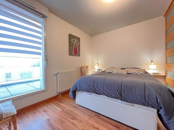 Appartement T4 Dernier étage 90 m² terrasse 45m² + box