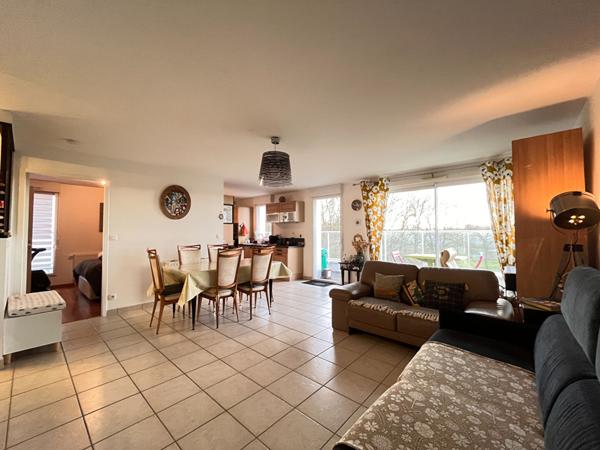 Appartement T4 Dernier étage 90 m² terrasse 45m² + box