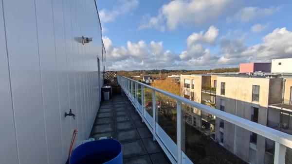 Appartement T4 Dernier étage 90 m² terrasse 45m² + box