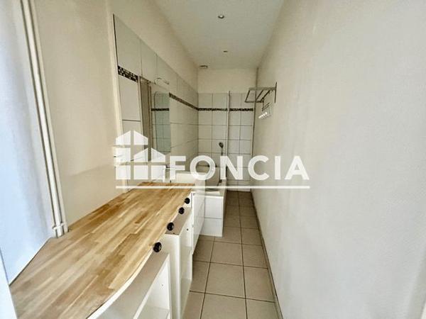 Location Appartement 3 pièces 64 m² - 10 RUE DE L'ARGONNE Lyon 69008