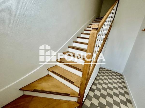 Location Appartement 3 pièces 64 m² - 10 RUE DE L'ARGONNE Lyon 69008