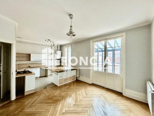 Location Appartement 3 pièces 64 m² - 10 RUE DE L'ARGONNE Lyon 69008