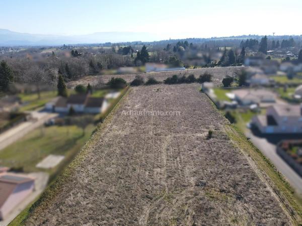 Vente Terrain 520 m2 à La Tour-du-Pin
