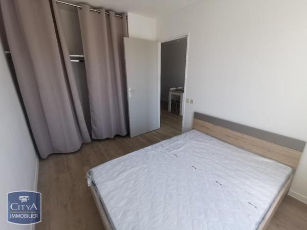 Appartement à louer 2 pièces 31.6m² Nîmes (30000)