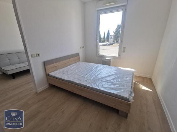 Appartement à louer 2 pièces 31.6m² Nîmes (30000)