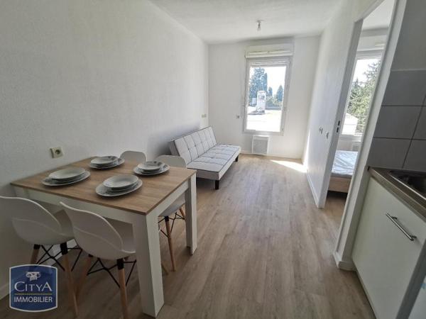 Appartement à louer 2 pièces 31.6m² Nîmes (30000)
