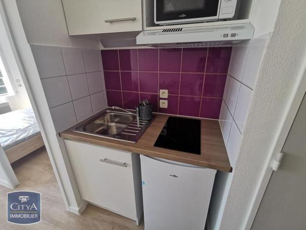 Appartement à louer 2 pièces 31.6m² Nîmes (30000)