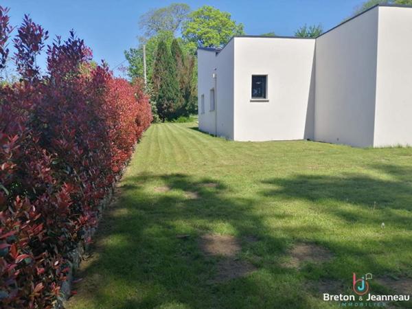 Contemporaine EXCEPTIONNELLE de 249 m² à Louvigné du Désert