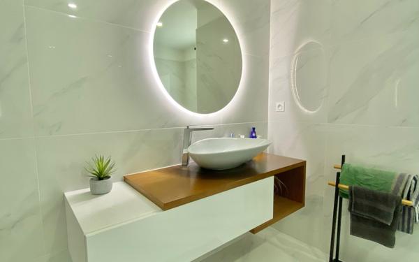 Maison à vendre    6 pièces •  Beauvoisin