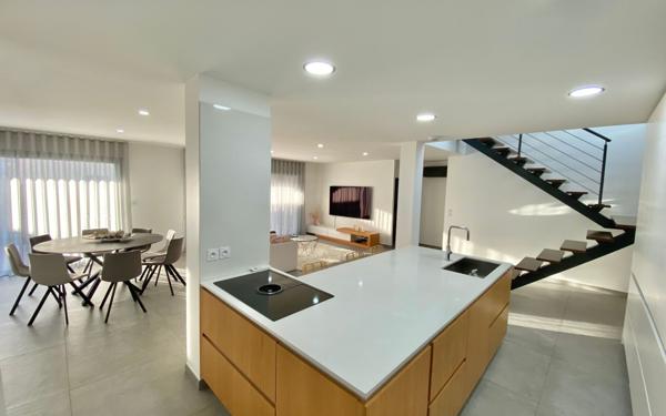 Maison à vendre    6 pièces •  Beauvoisin