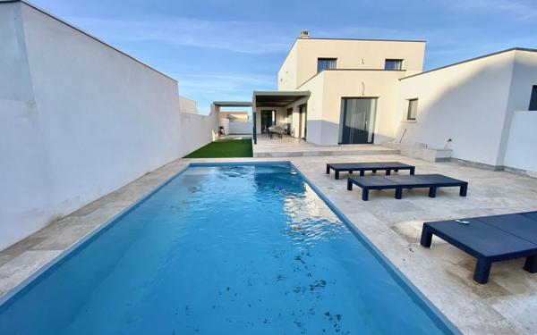 Maison à vendre    6 pièces •  Beauvoisin