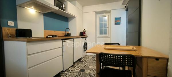 SAINT-JEAN-DE-LUZ À VENDRE STUDIO PLEIN CENTRE