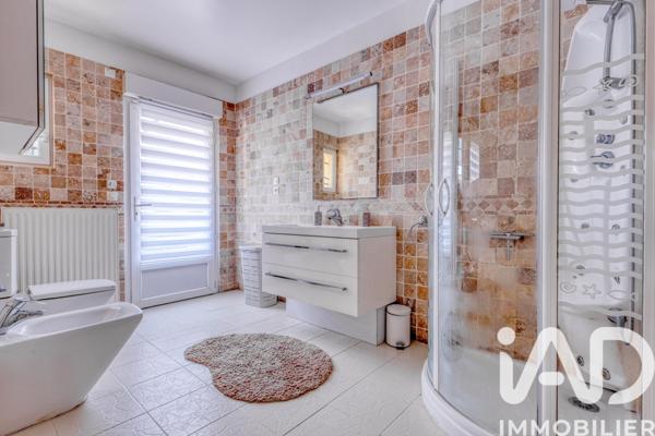 Maison à vendre 8 pièces 200 m² Mareuil-lès-Meaux