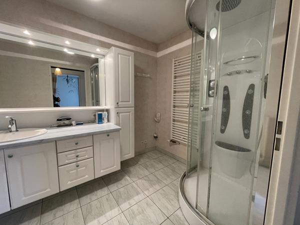 Appartement à vendre à Vannes 84 m² balcon et terrasse ascenseur parking privatif