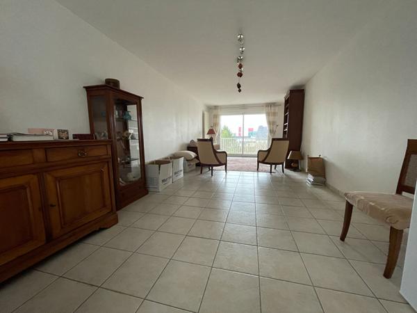 Appartement à vendre à Vannes 84 m² balcon et terrasse ascenseur parking privatif