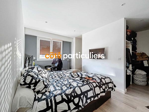 Vente Appartement92,39 m² - 4 Pièces - SAINT MAUR DES FOSSES (94100)