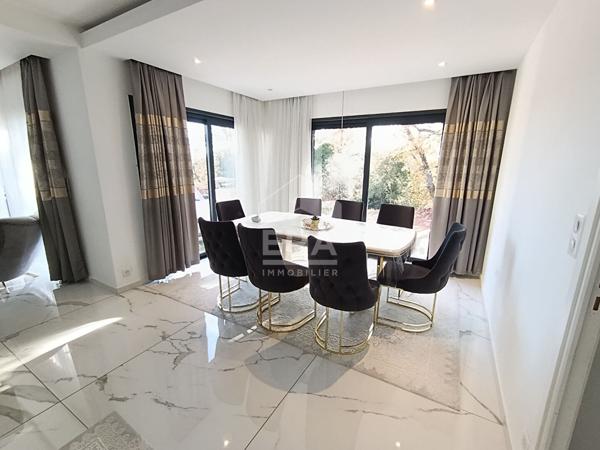 Maison Le Cannet Des Maures 6 pièce(s)