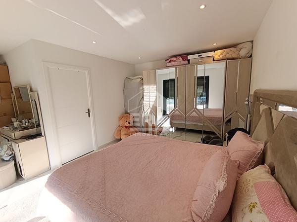 Maison Le Cannet Des Maures 6 pièce(s)