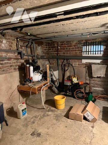 HESDIN, Maison d'habitation - Maison de ville semi-mitoyenne proche des commerces dans une rue ...