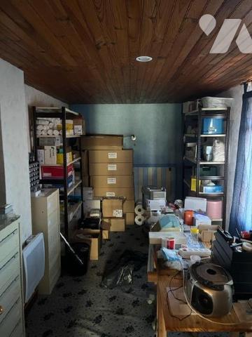 HESDIN, Maison d'habitation - Maison de ville semi-mitoyenne proche des commerces dans une rue ...