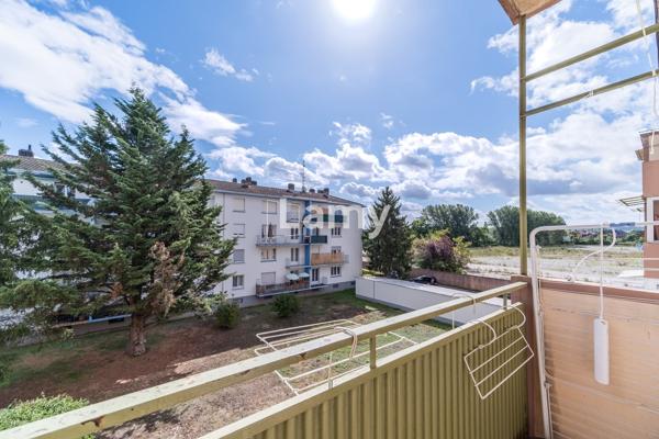 Illzach - appartement 3 pièces de 67,90 m² avec balcon et cave